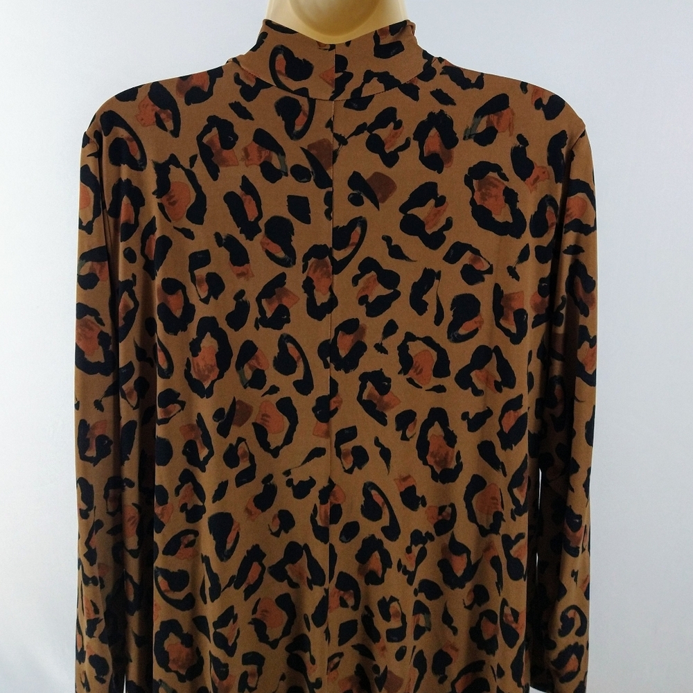 Susan Graver long sleeves stretchy animal print dress - Picture 5 of 8